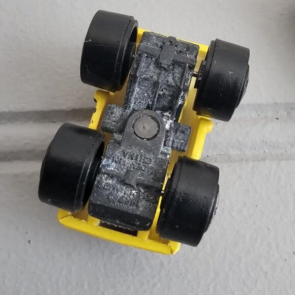 Vintage 1988 Galoob Micro Machines Carrying Case With 4 Cars - Picture 8 of 16